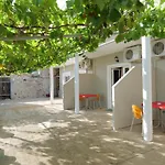Gjika بيت ضيافة كيبارو