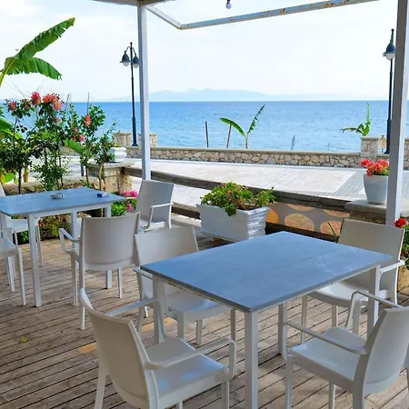 Gjika Πανσιόν