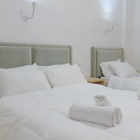Gjika Guest house Qeparo